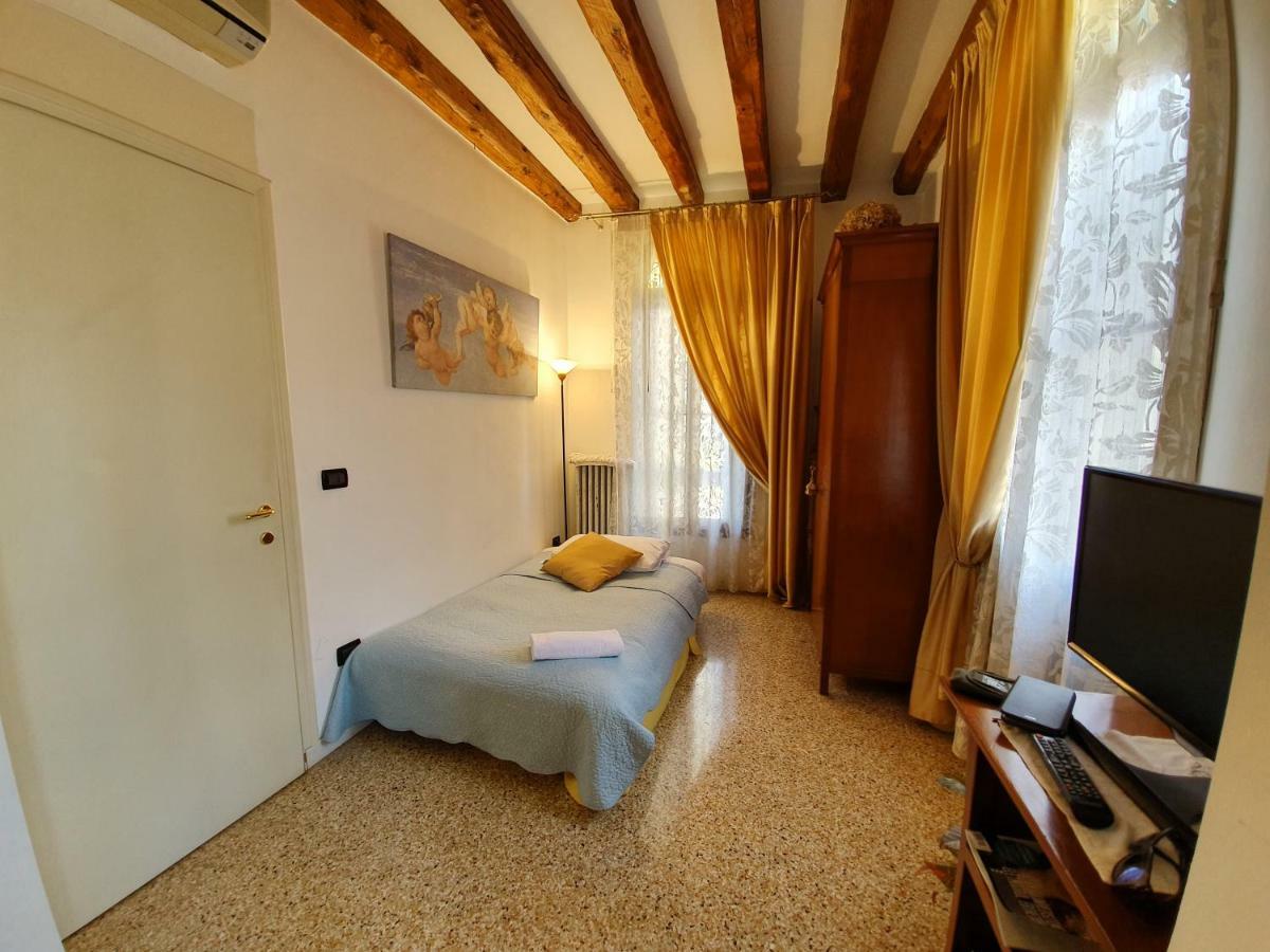 Alloggi Alla Rivetta البندقية المظهر الخارجي الصورة
